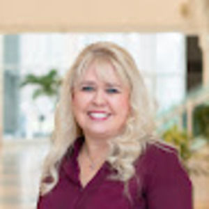 Meet your Posher, Lisa